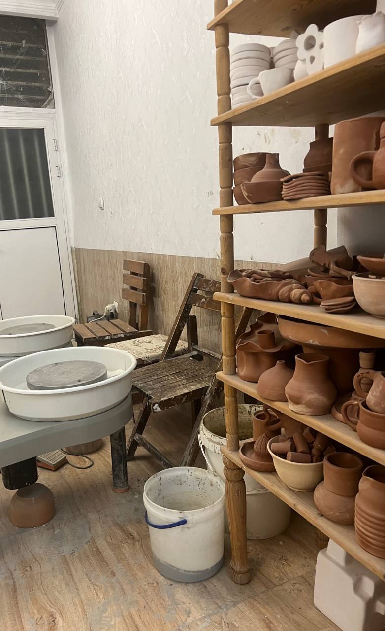 ماگ گل لیلیوم، نمای 2